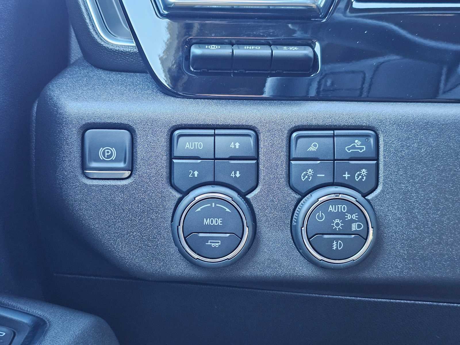 2025 Chevrolet Silverado 3500 HD High Country