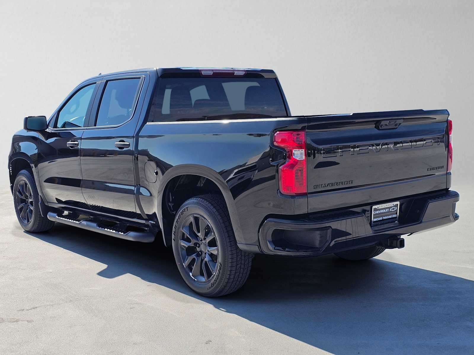 2023 Chevrolet Silverado 1500 Custom