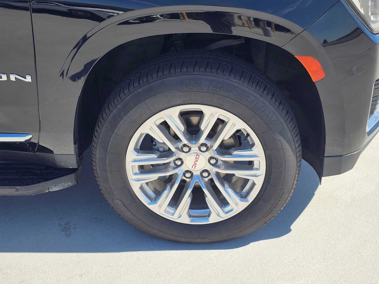 2024 GMC Yukon SLT