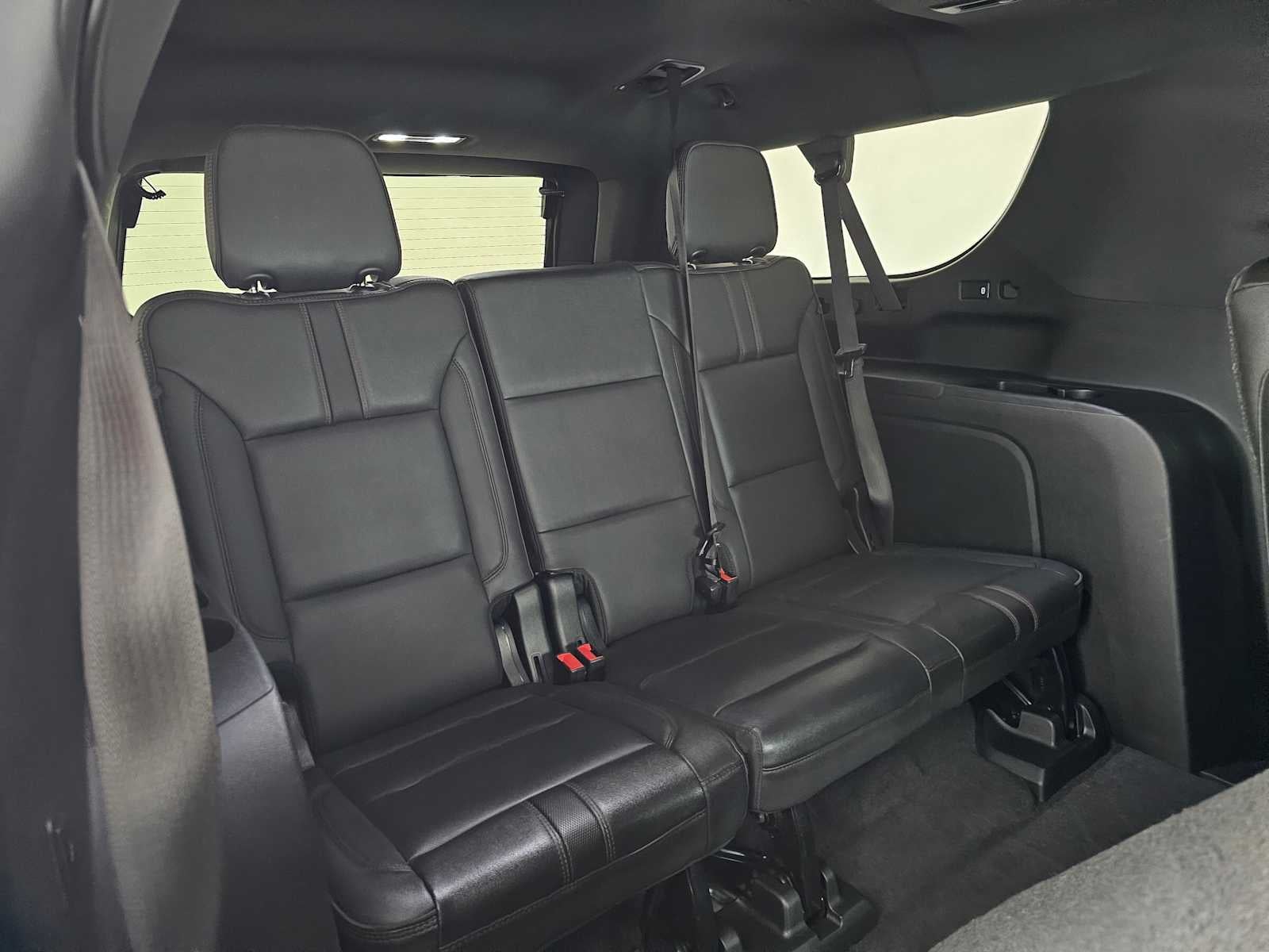 2021 Chevrolet Suburban RST