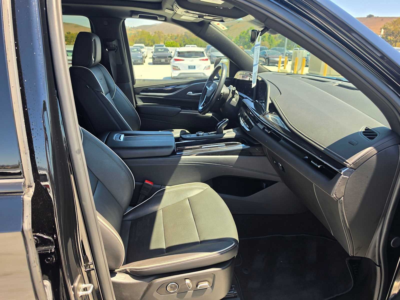 2024 Cadillac Escalade Sport