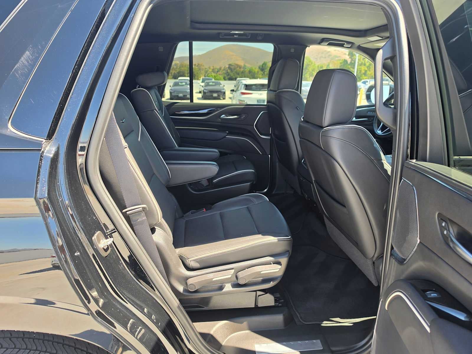 2024 Cadillac Escalade Sport
