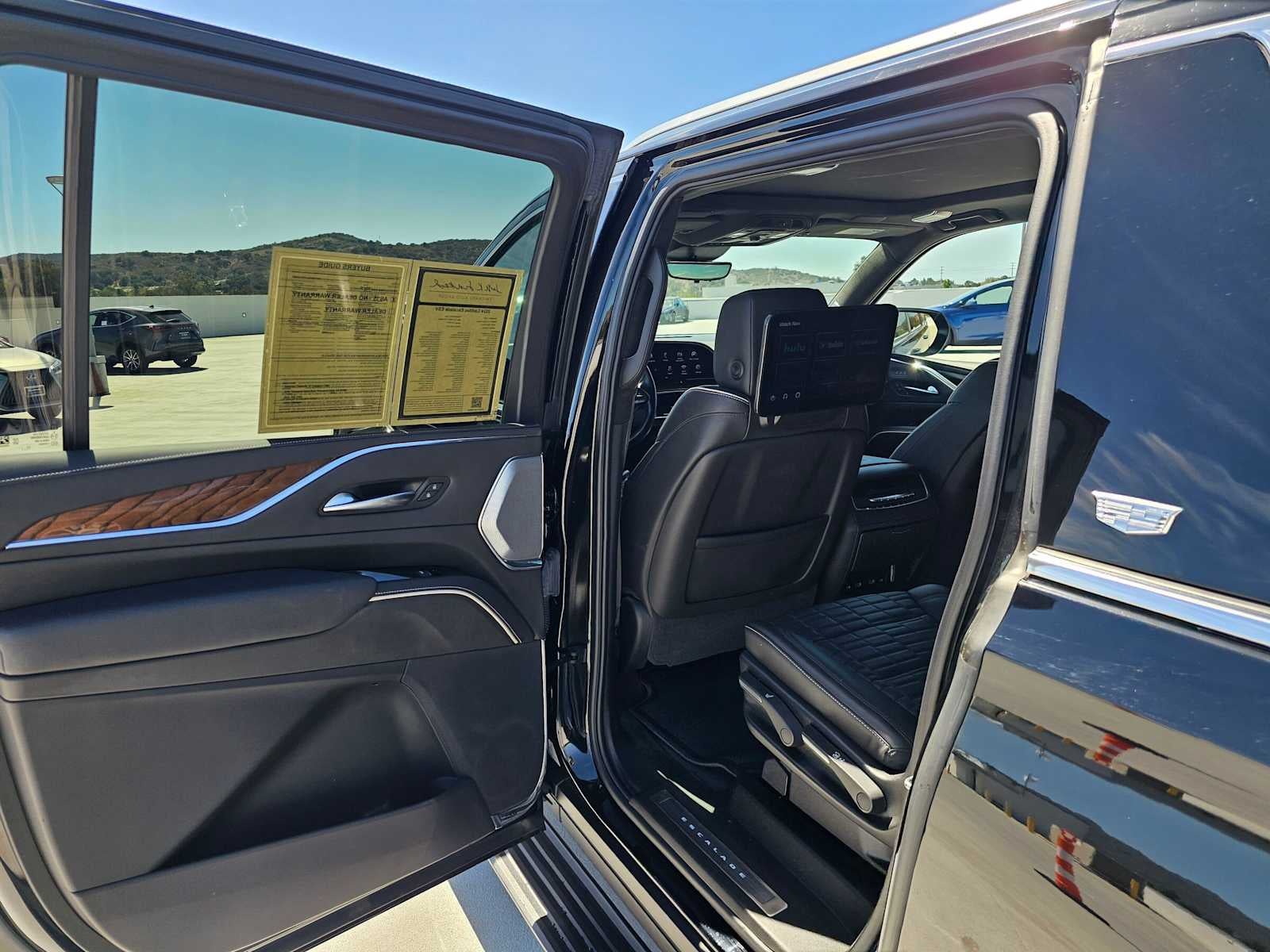 2024 Cadillac Escalade ESV Premium Luxury Platinum