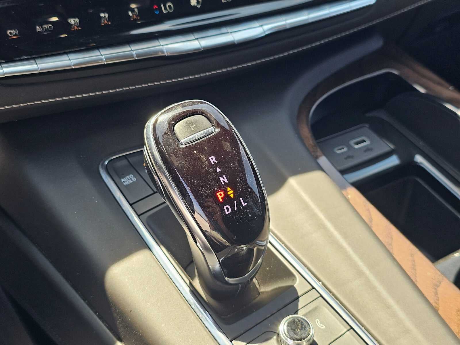 2024 Cadillac Escalade ESV Premium Luxury Platinum