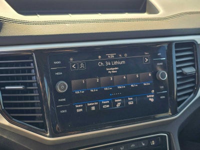 2022 Volkswagen Atlas 3.6L V6 SE w/Technology