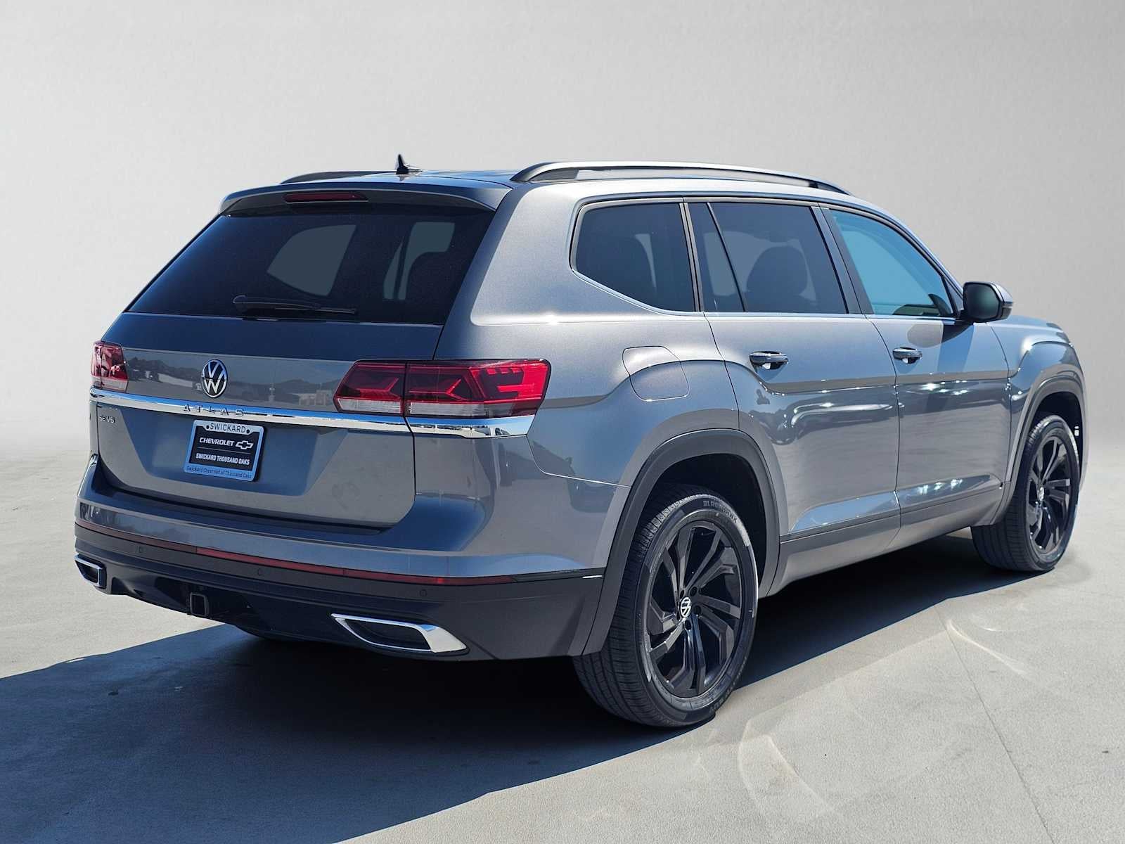 2022 Volkswagen Atlas 3.6L V6 SE w/Technology