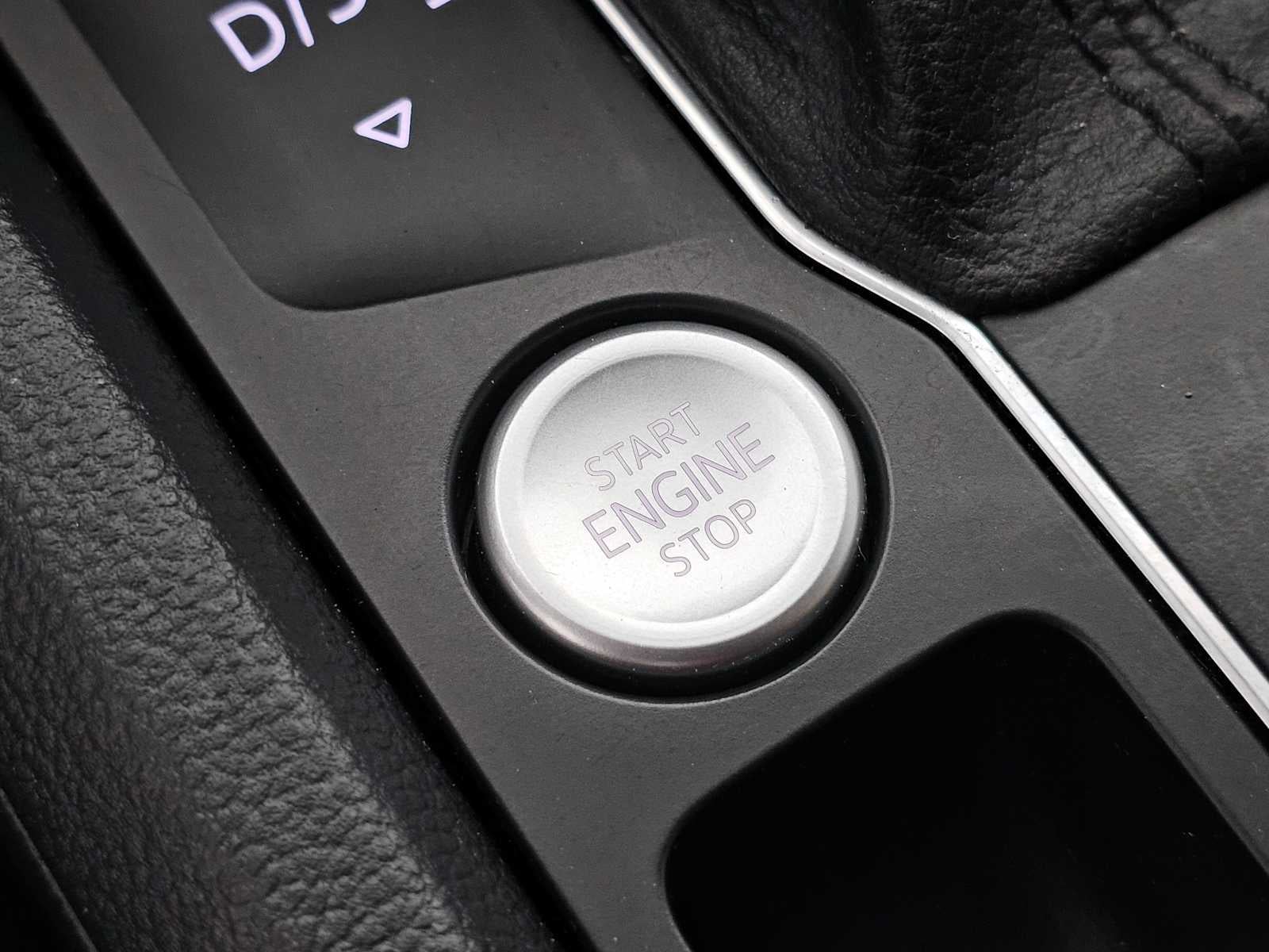 2020 Volkswagen Atlas Cross Sport 3.6L V6 SEL Premium R-Line