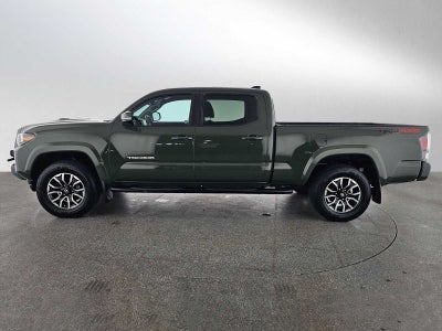 2022 Toyota Tacoma 4WD SR5