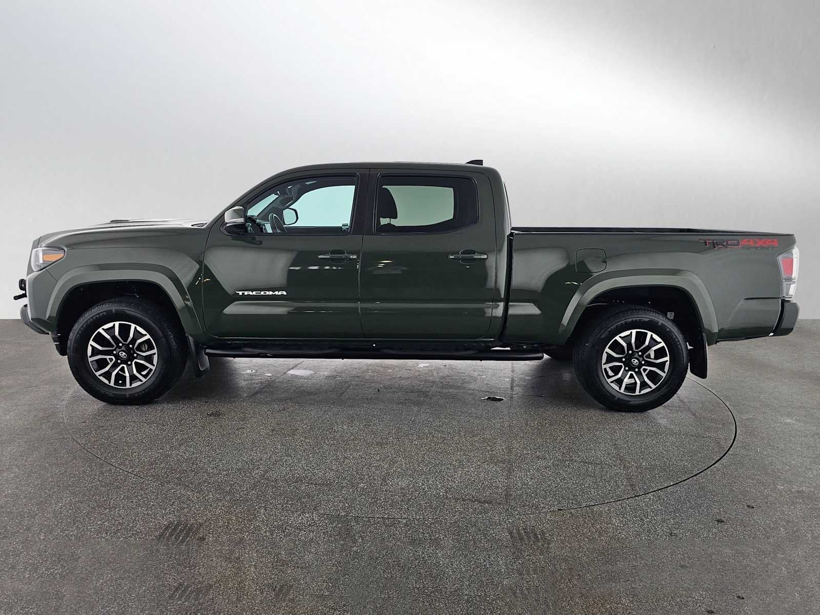 2022 Toyota Tacoma 4WD SR5