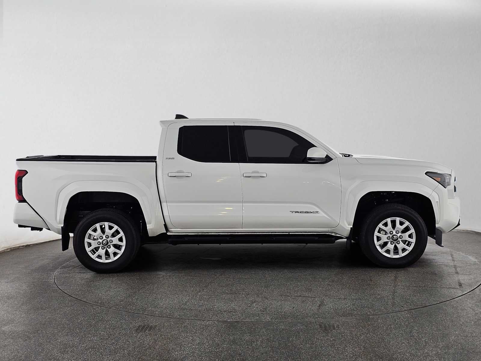 2024 Toyota Tacoma 2WD SR5