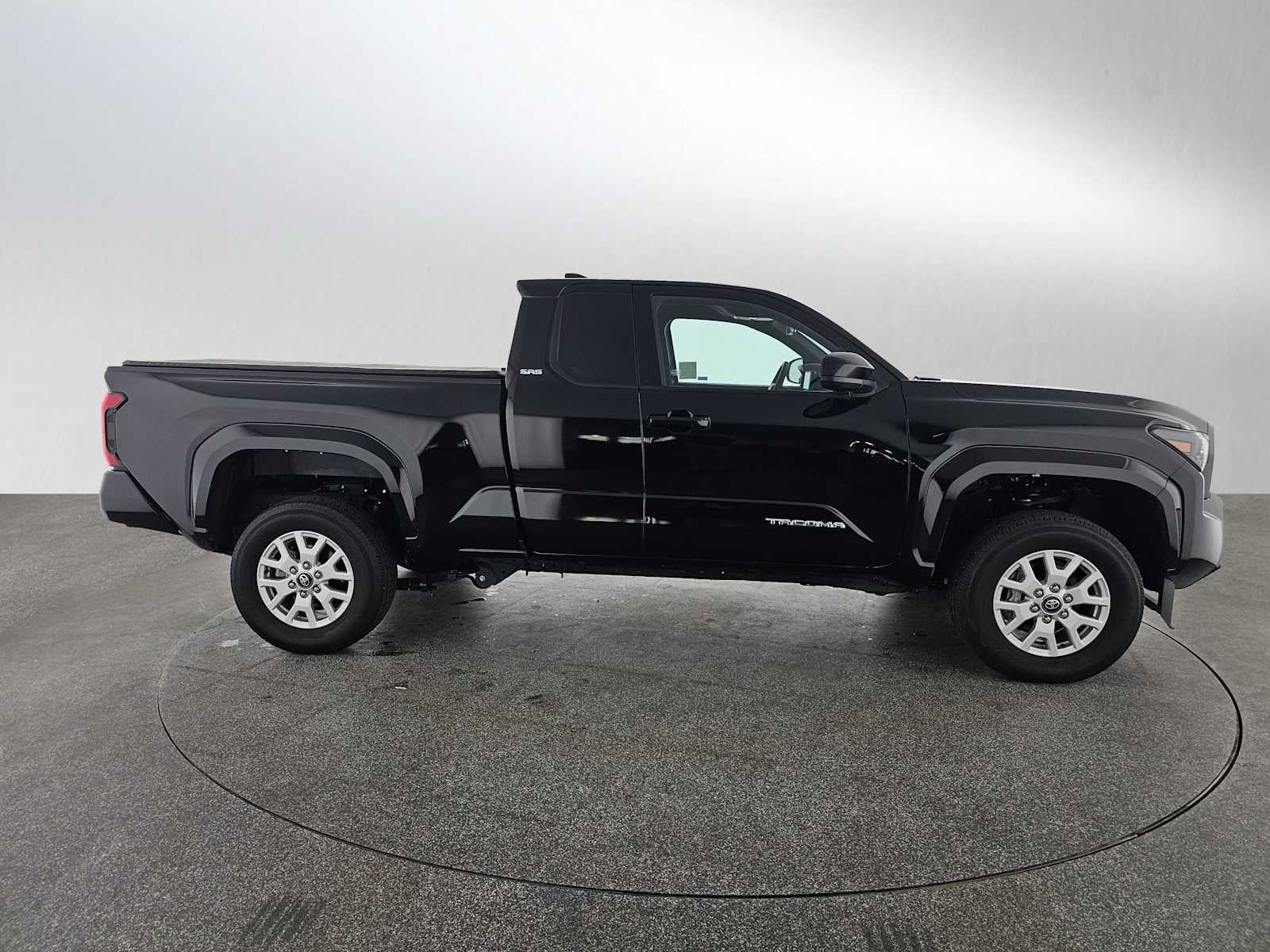 2025 Toyota Tacoma 2WD SR5