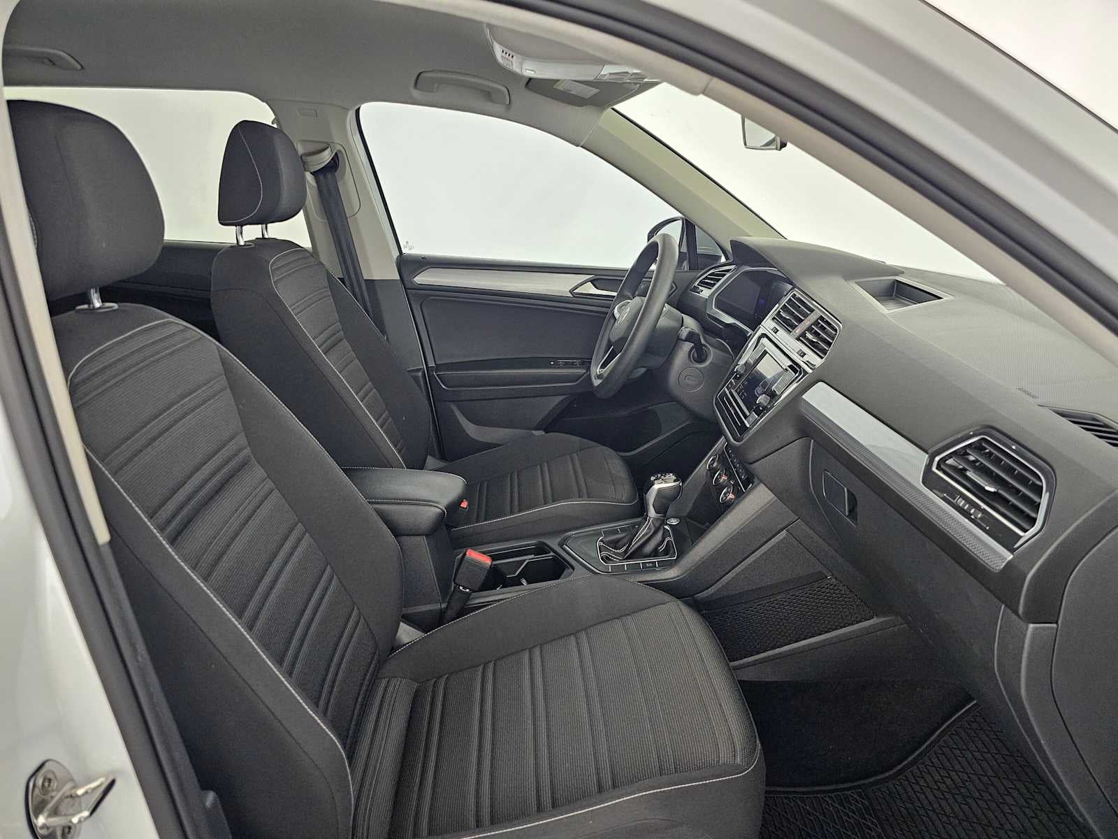 2022 Volkswagen Tiguan S