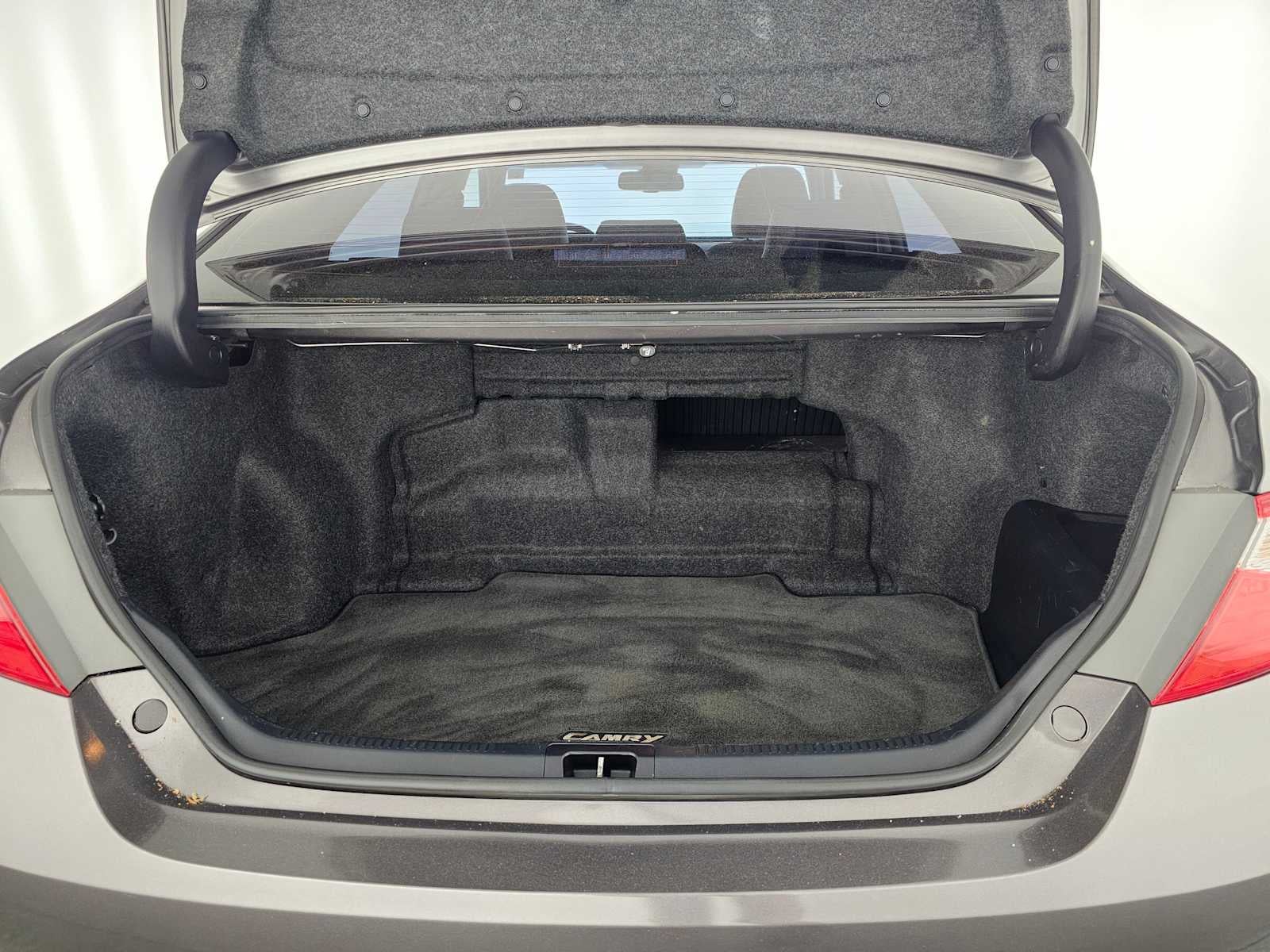 2015 Toyota Camry Hybrid LE