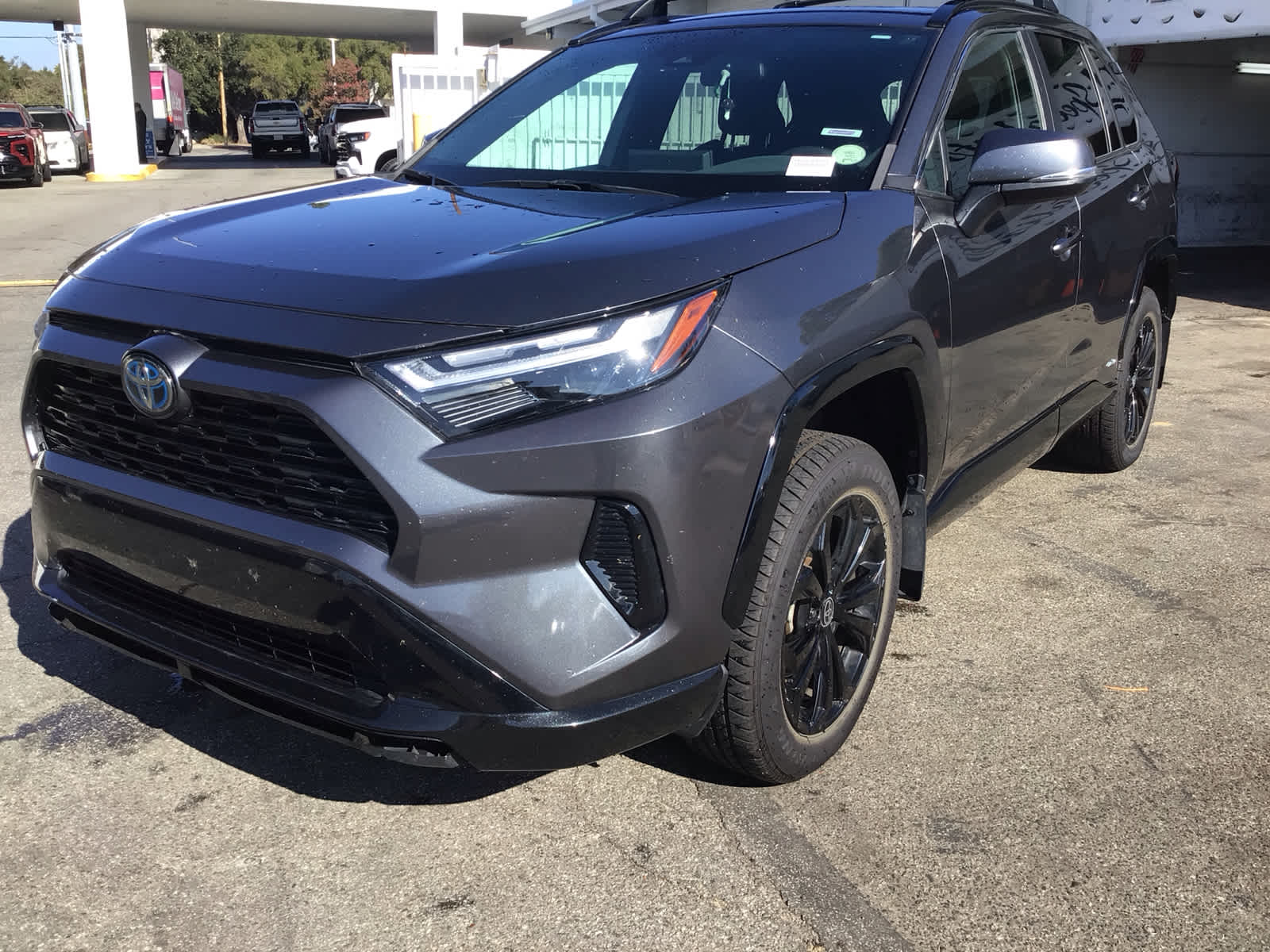 2022 Toyota RAV4 Hybrid SE
