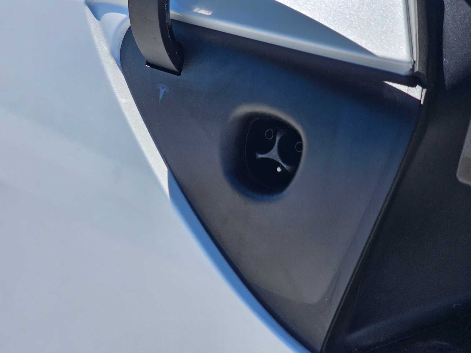 2026 Tesla Model Y Premium
