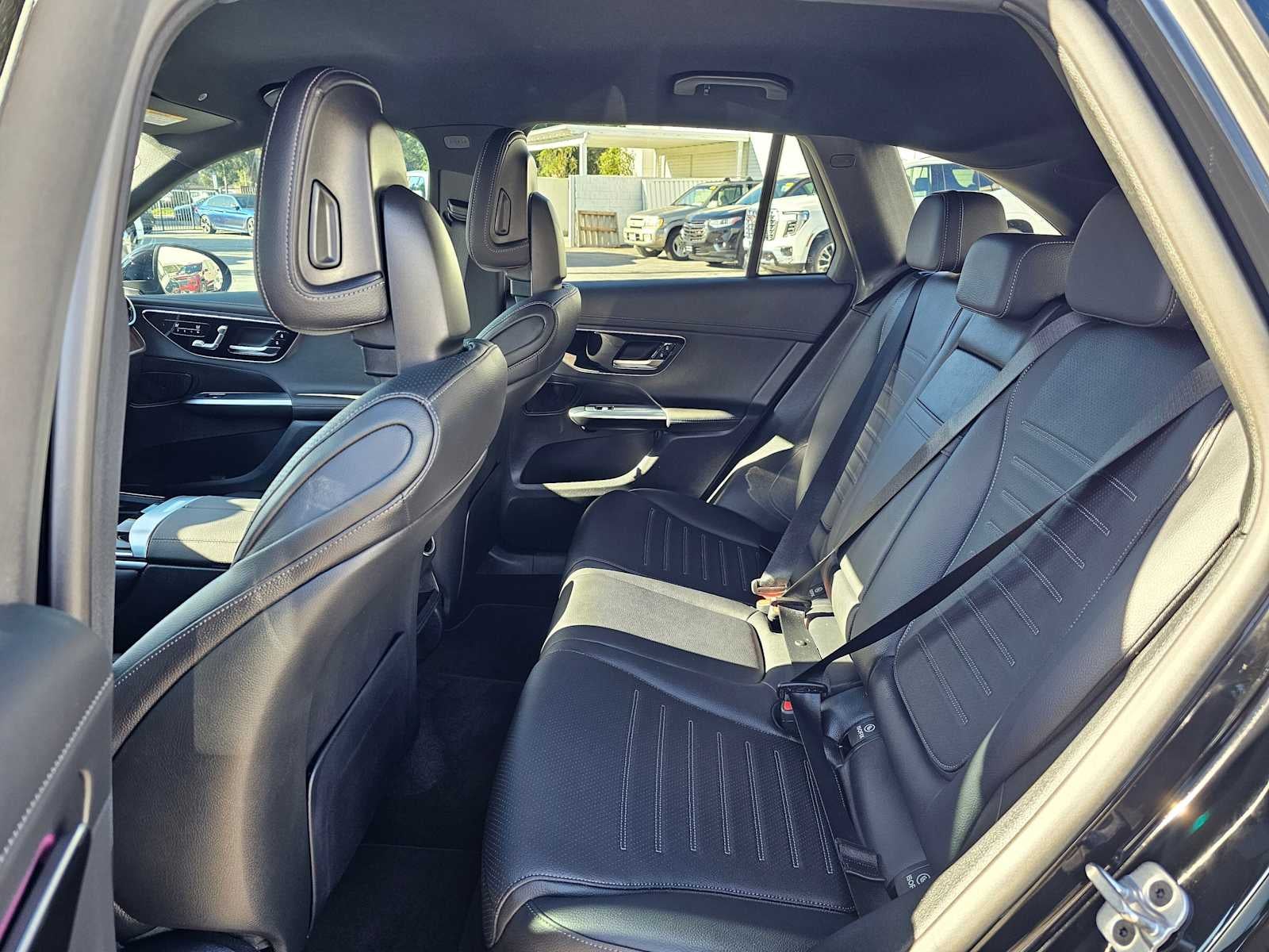 2025 Mercedes-Benz GLC GLC 300