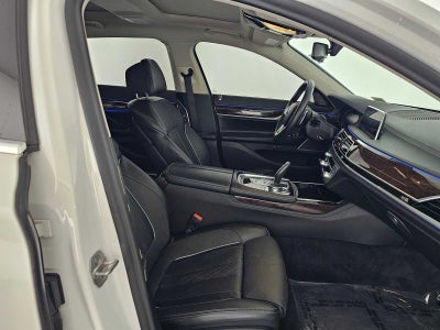 2022 BMW 7 Series 750i xDrive