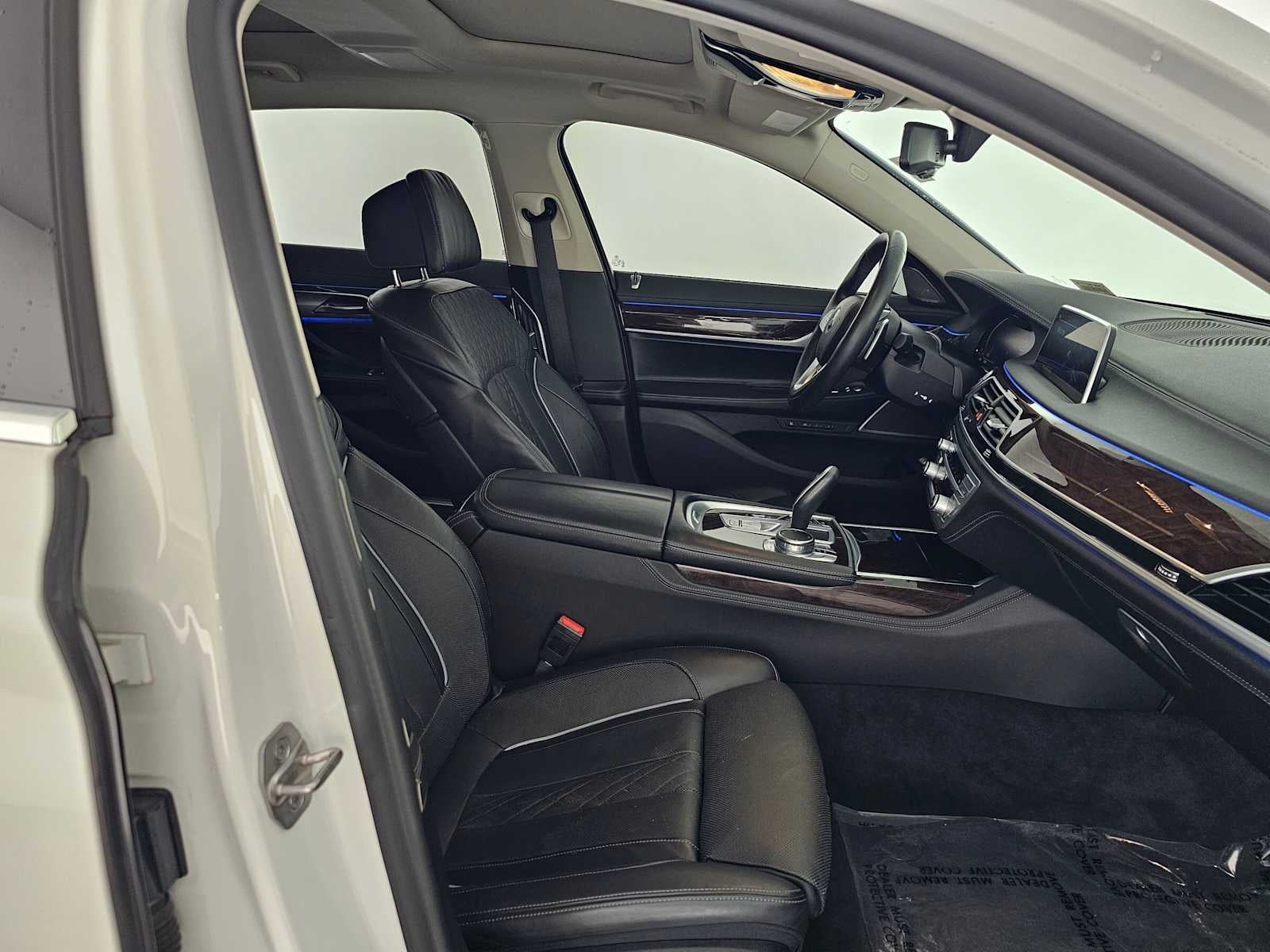 2022 BMW 7 Series 750i xDrive