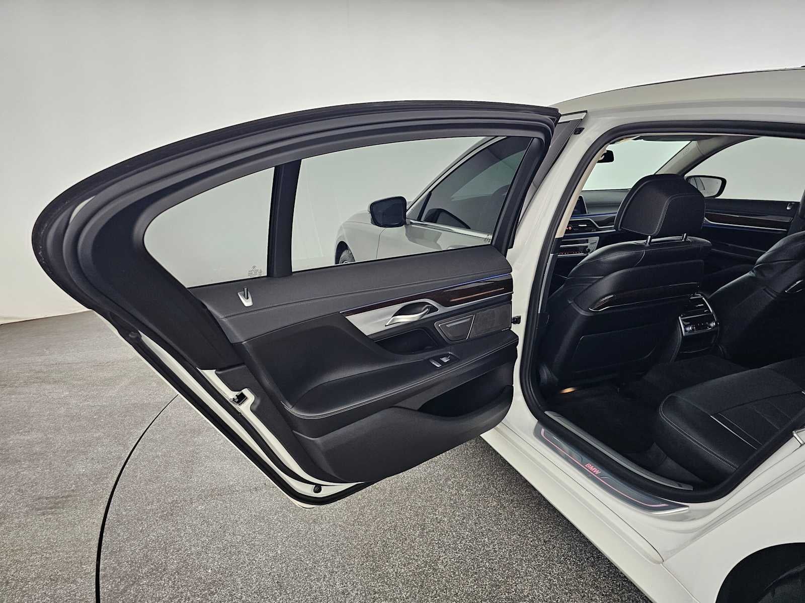 2022 BMW 7 Series 750i xDrive