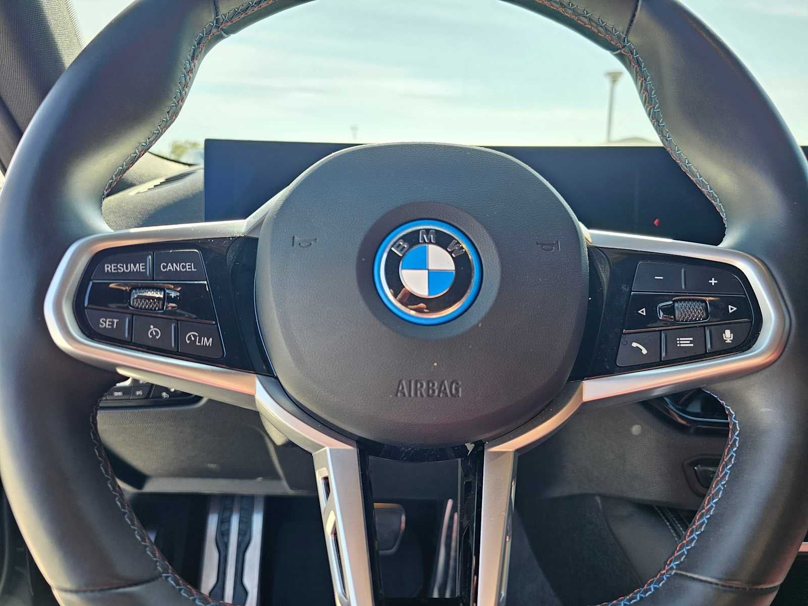 2025 BMW i4 M50