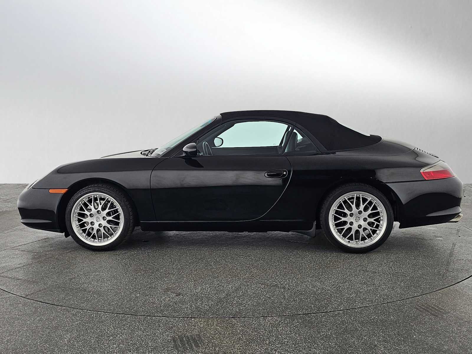 2002 Porsche 911 Carrera 2DR CABRIOLET