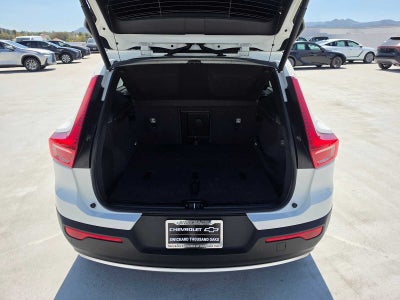 2019 Volvo XC40 Momentum