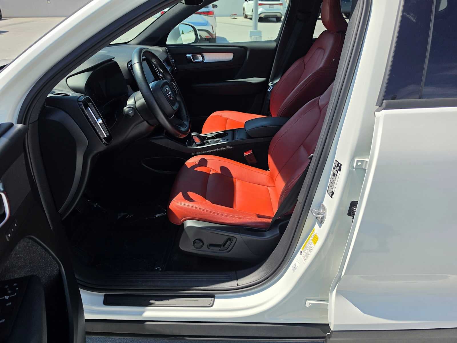 2019 Volvo XC40 Momentum