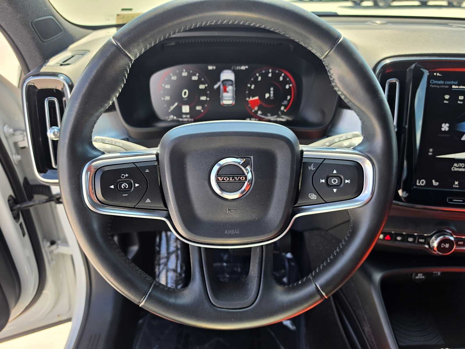 2019 Volvo XC40 Momentum