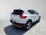2019 Volvo XC40 Momentum