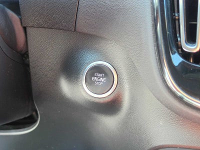 2019 Volvo XC40 Momentum