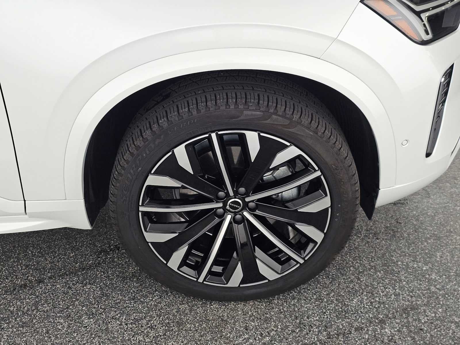 2025 Volvo XC90 Plus