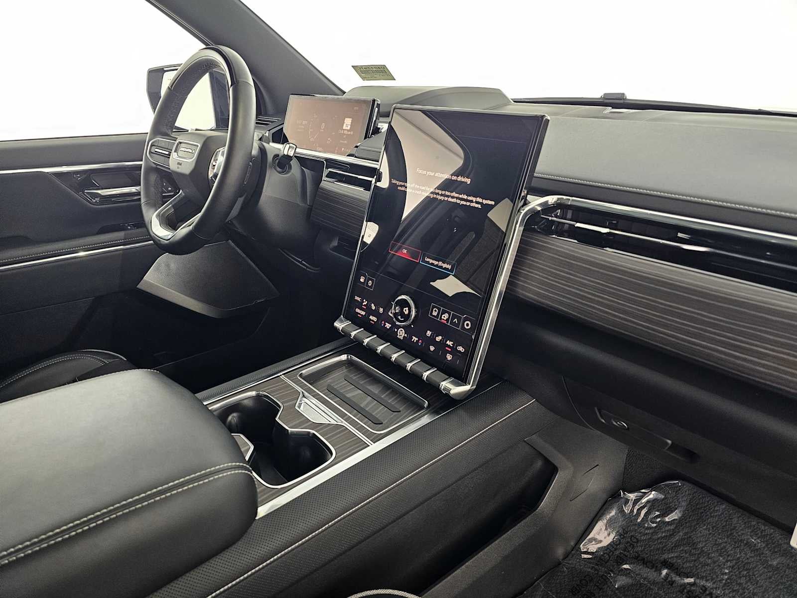 2024 GMC Sierra EV Denali Edition 1