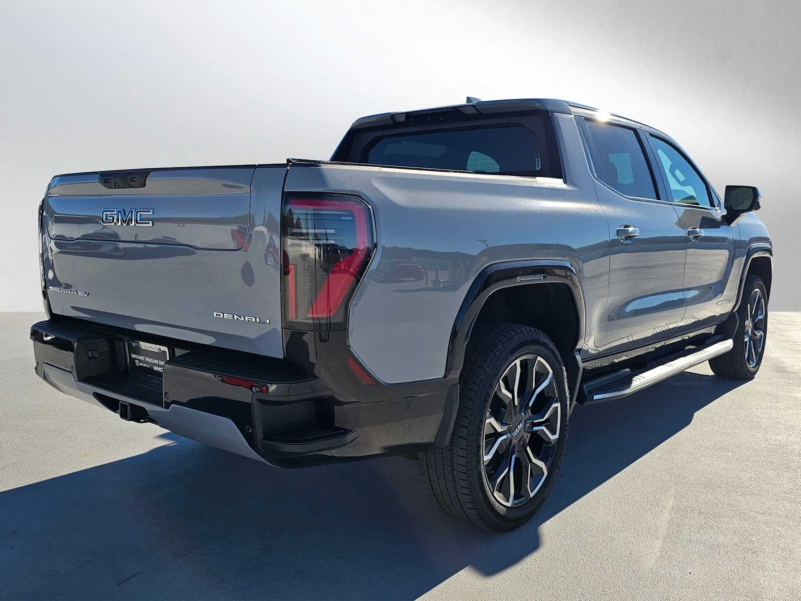 2024 GMC Sierra EV Denali Edition 1