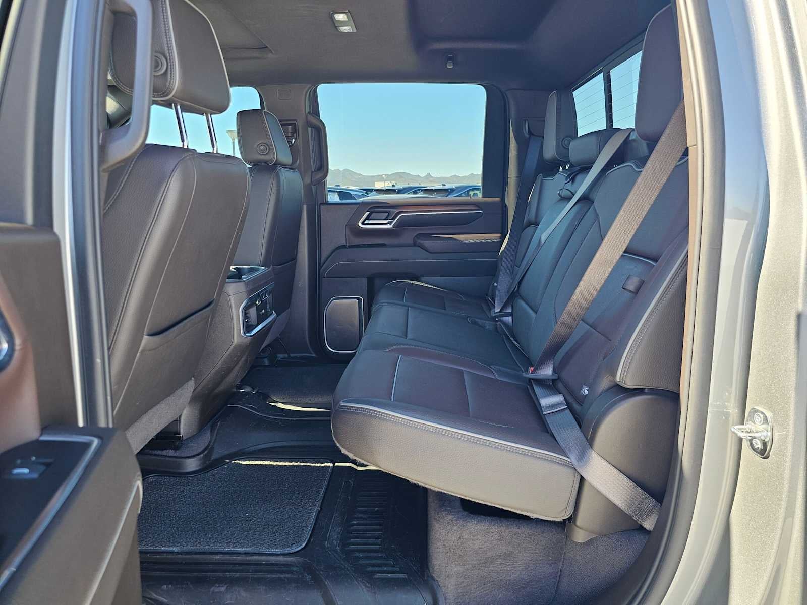 2024 GMC Sierra 3500 HD Denali