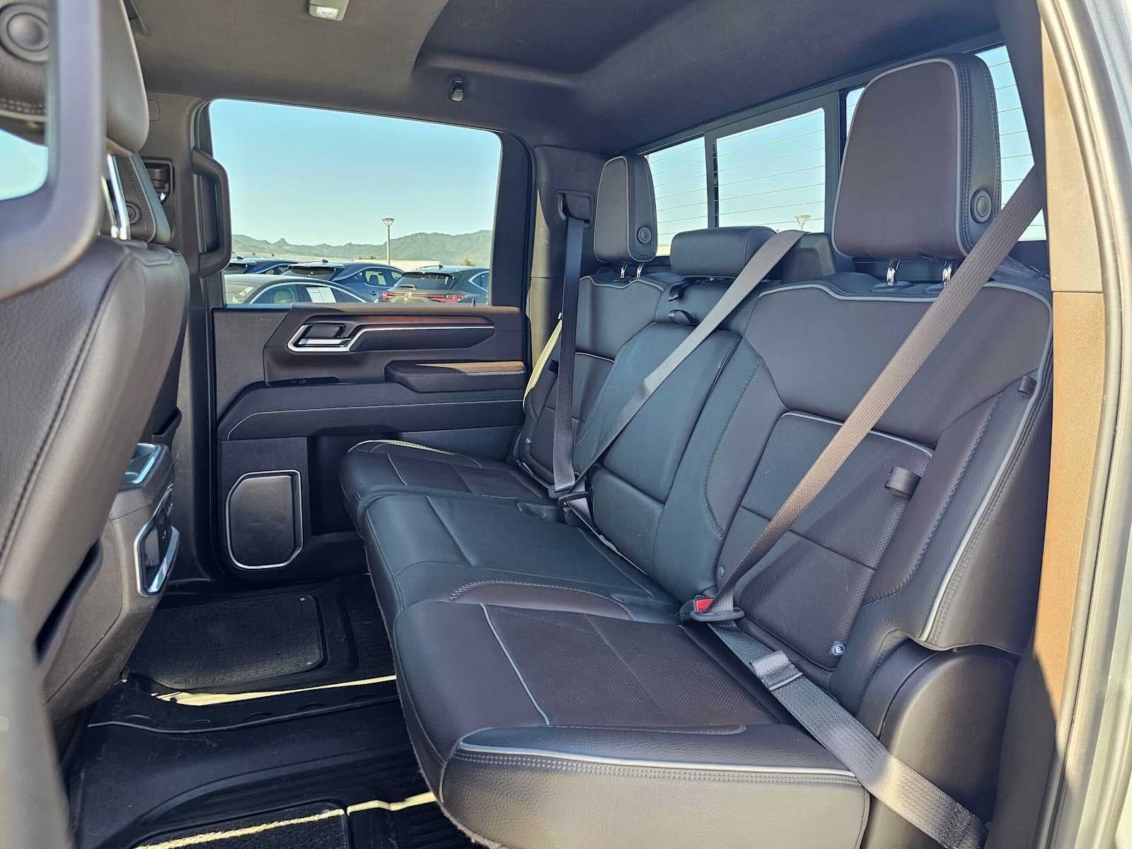 2024 GMC Sierra 3500 HD Denali