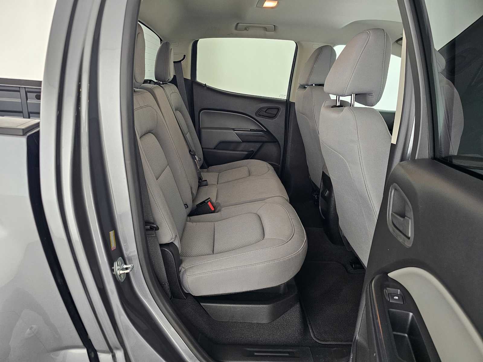 2022 GMC Canyon Elevation Standard