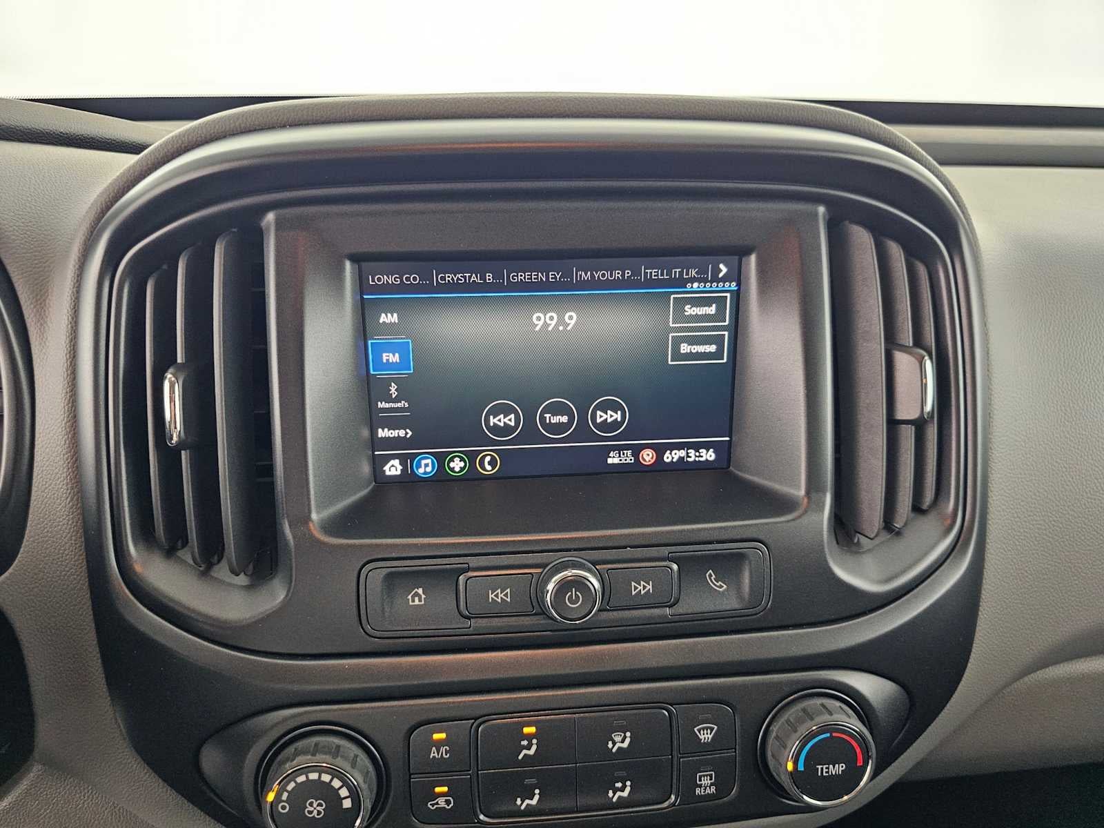 2022 GMC Canyon Elevation Standard