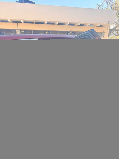 2025 Cadillac LYRIQ Luxury 3