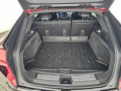 2025 Cadillac LYRIQ Luxury 3