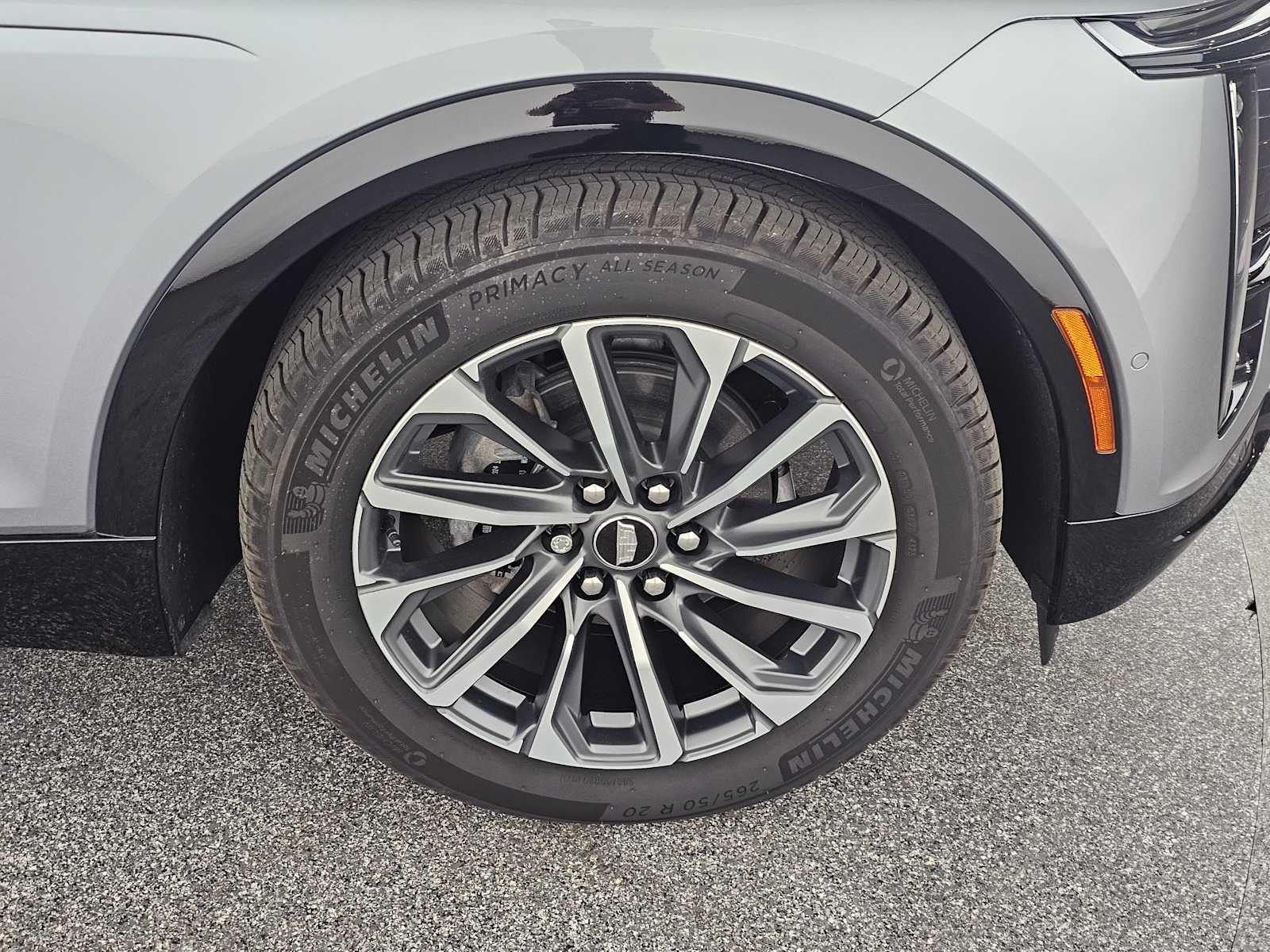 2024 Cadillac LYRIQ Sport 3