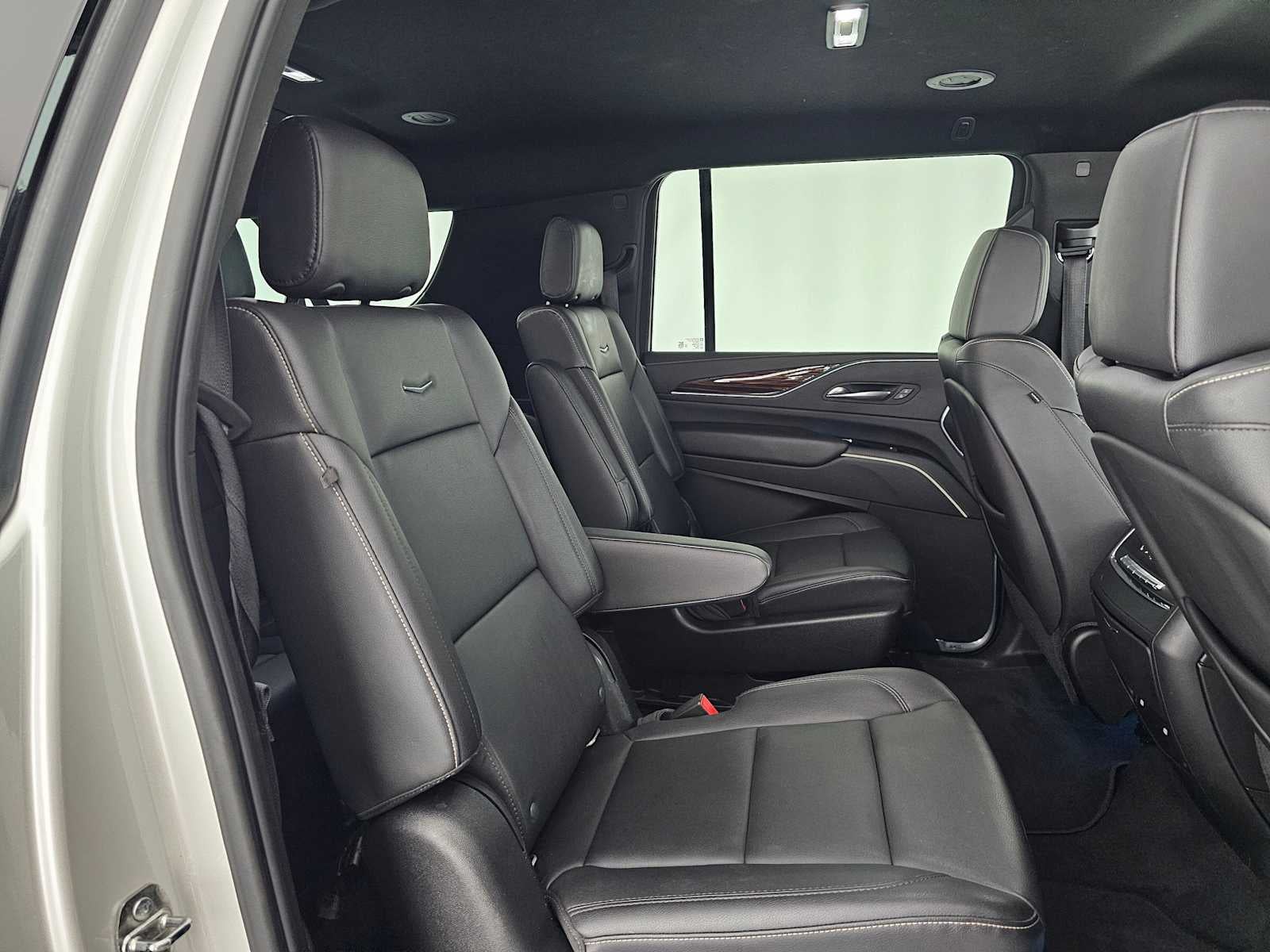 2021 Cadillac Escalade ESV Luxury