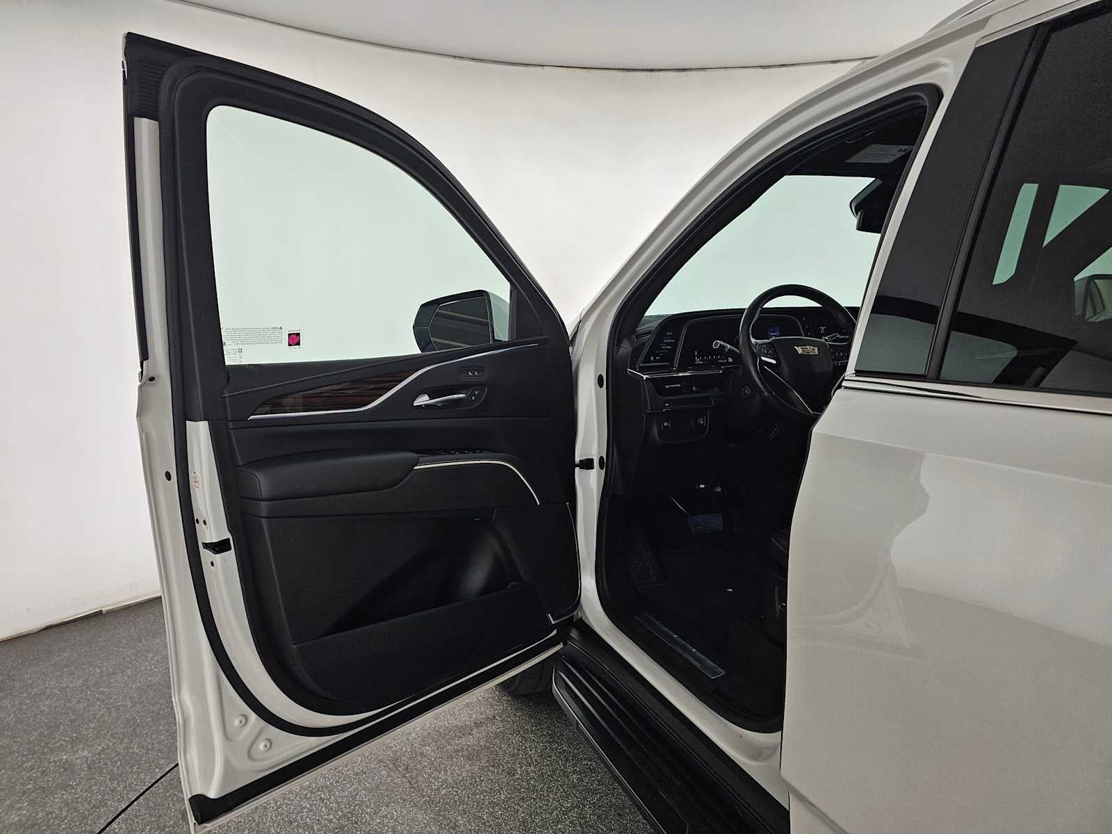 2021 Cadillac Escalade ESV Luxury