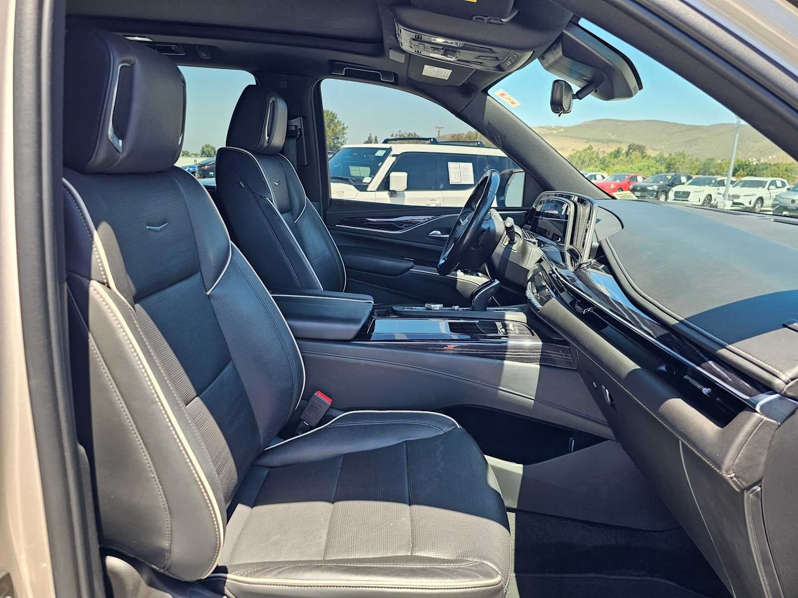 2022 Cadillac Escalade Sport