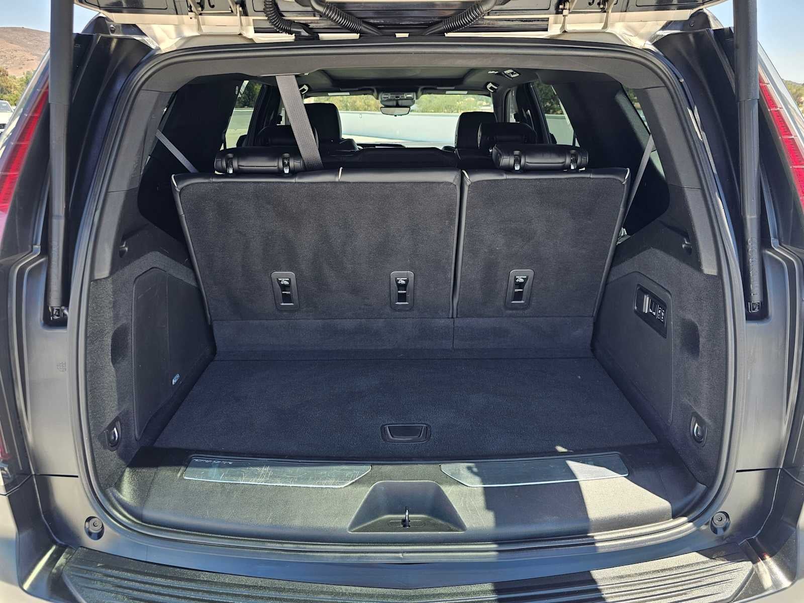 2022 Cadillac Escalade Sport