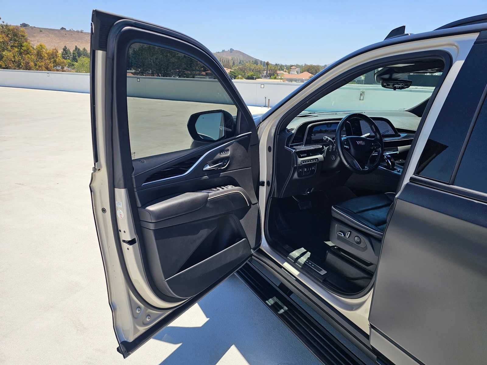 2022 Cadillac Escalade Sport