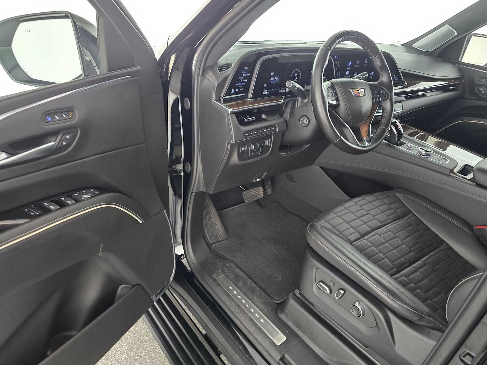 2024 Cadillac Escalade ESV Premium Luxury Platinum