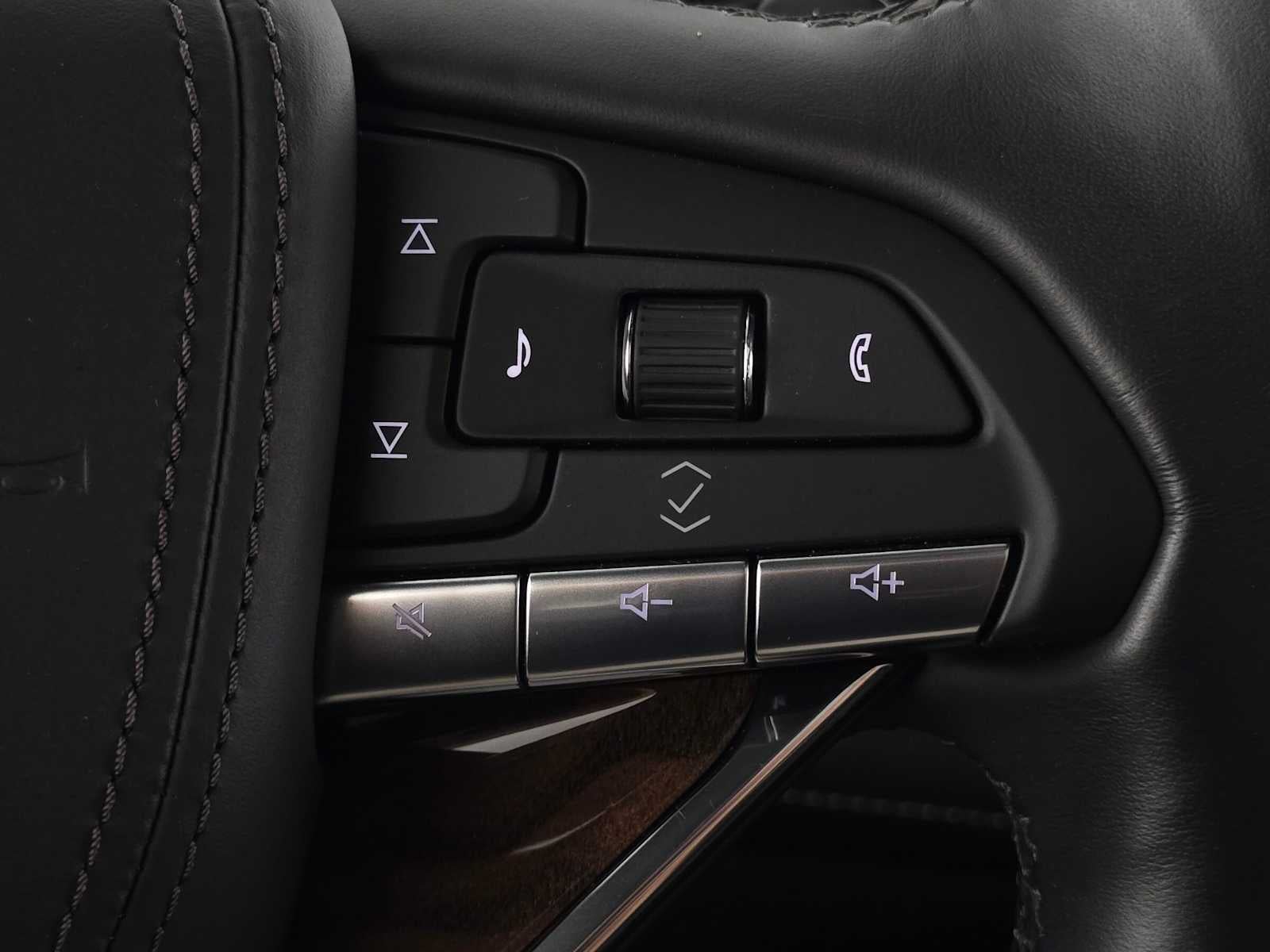2024 Cadillac Escalade ESV Premium Luxury Platinum