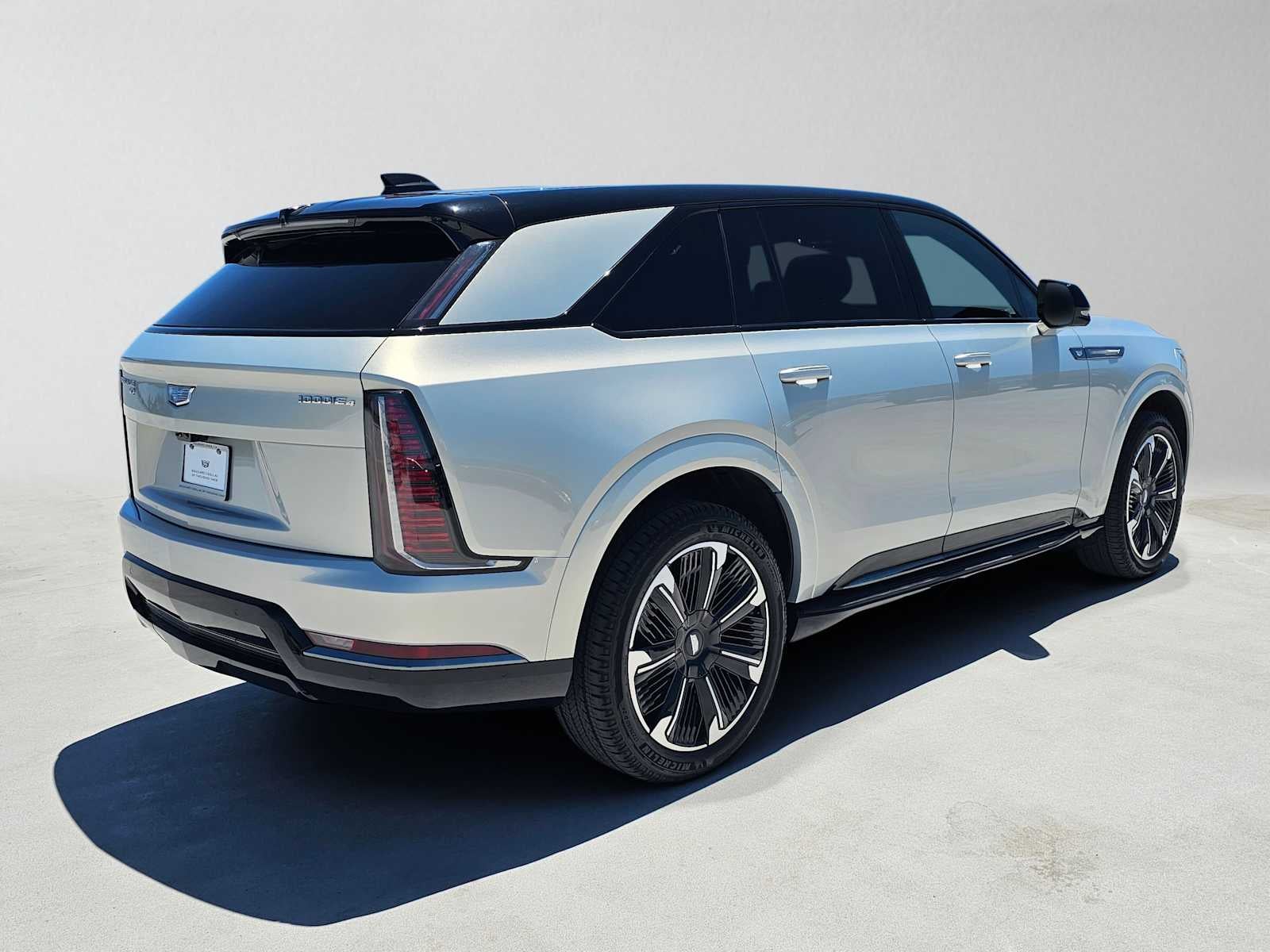2025 Cadillac ESCALADE IQ Sport 2