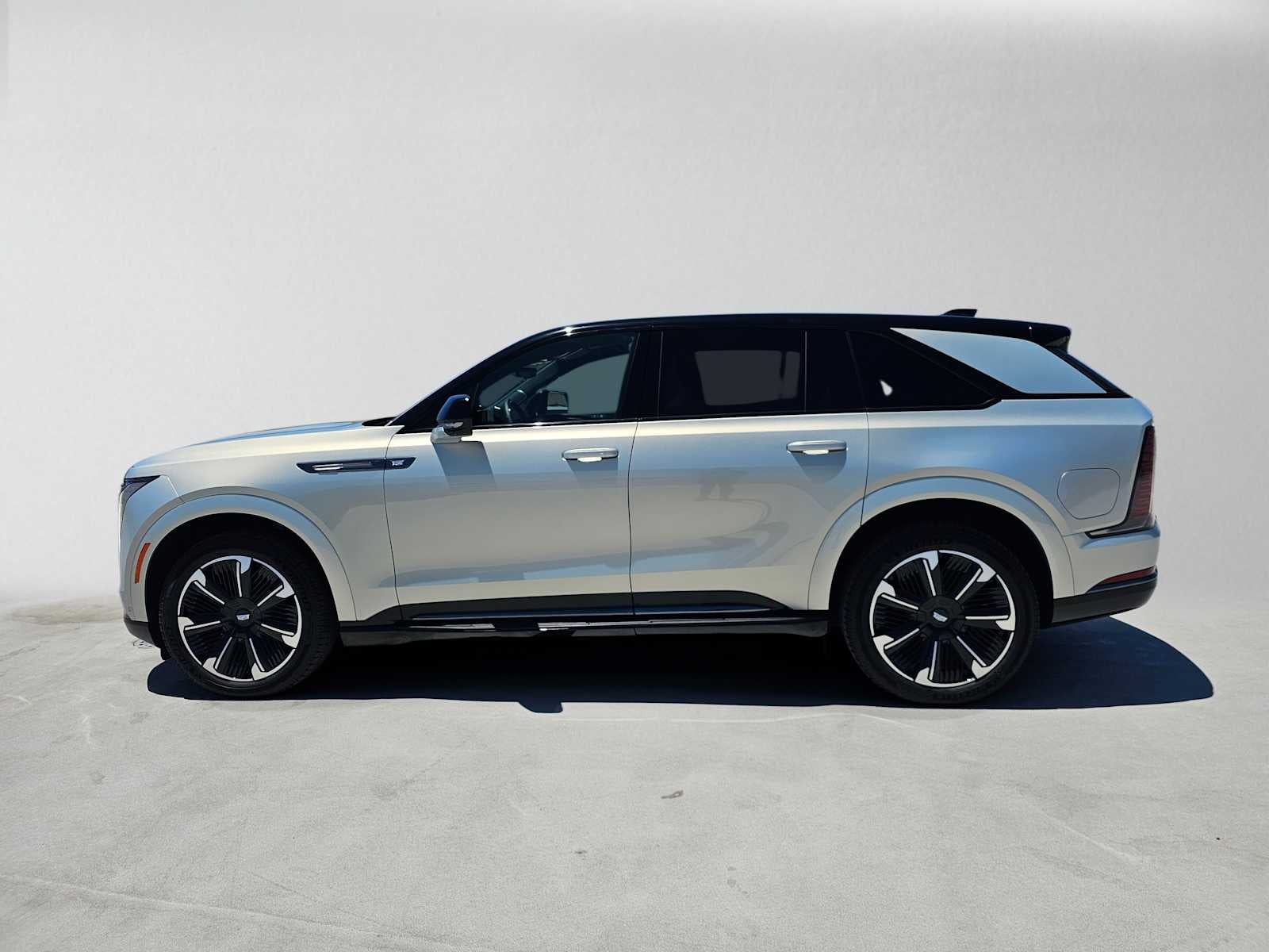 2025 Cadillac ESCALADE IQ Sport 2