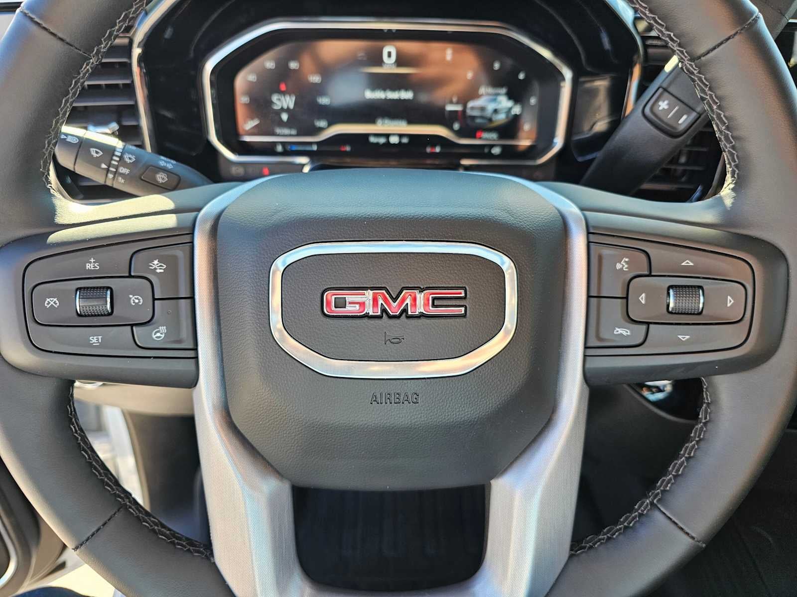 2025 GMC Sierra 1500 SLE